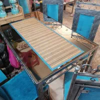 میز و صندلی