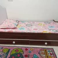 تخت نوجوان|تخت و سرویس خواب|تهران, دریاچه شهدای خلیج فارس|دیوار