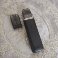 ویپ پاد دائمی در حد نو با یک کاتریج جداگانه