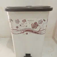 سطل آشغال یا زباله بزرگ پدالی