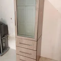 کمد لباس و ویترین و کشو