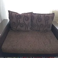 مبلمان چوبی باروکش چرم