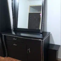 میز آرایشی با صندلی