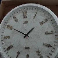 ساعت دیواری