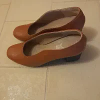 کفش|کیف، کفش، کمربند|رشت, امین الضرب|دیوار