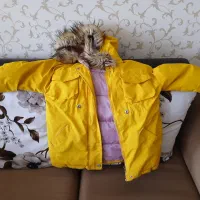 کاپشن کلاه دار