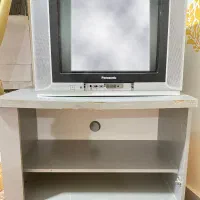 تلویزیون و میز تلویزیون