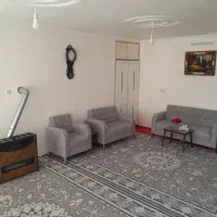 فروش خانه حیاط دار 94 متری