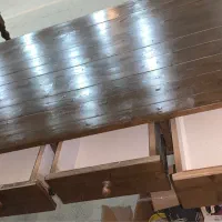 میز چوبی کشودار