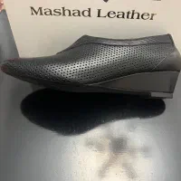 کفش زنانه|کیف، کفش، کمربند|رشت, استقامت ۱|دیوار