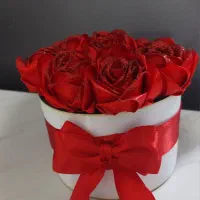 دسته گل و باکس گل هدیه و جاودان