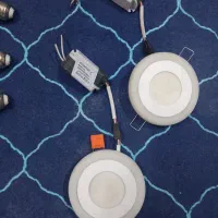لامپ سه حالته