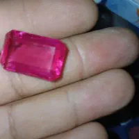 یاقوت قرمز