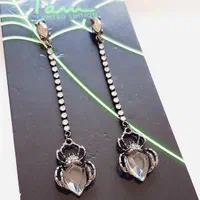 گوشواره آویز بلند عنکبوت نگینی نوک مدادی|بدلیجات|تهران, اکباتان|دیوار