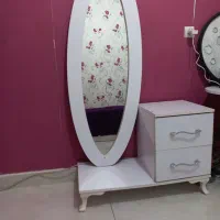 میز و ایینه قدی|مبلمان خانگی و میز عسلی|گرگان, |دیوار