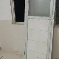 درب سرویس بهداشتی