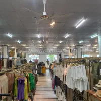 فروشنده پوشاک