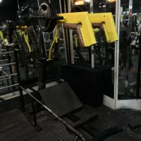 دستگاه بدنسازی..