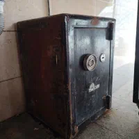 میز بزرگ انبار میز سبزی فروش گاو صندوق کاوه اصل