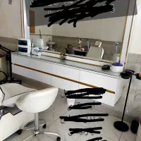 فروش یکجای تمام وسایل آرایشگاه