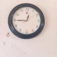 ساعت دیواری