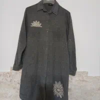 این سه عدد مانتو هدیه داده می‌شود.  سایز ۴۲هستن .|لباس|رویان, |دیوار