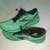 کفش اورجینال بروکس و نیوبالانس