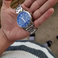 یک عددwathce مدل سوئیس لند مردانه