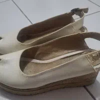 تعدادی کفش منصفانه|کیف، کفش، کمربند|تهران, جوانمردان (اندیشه)|دیوار