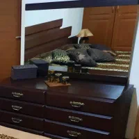 میز آرایش هشت کشو