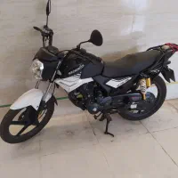 موتور انژکتور ی با جای شارژ موبایل