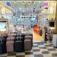 مغازه تجاری