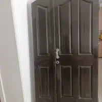 درب منزل سالم با چهارچوب و قفل