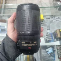 لنز ۷۰-۳۰۰ لرزشگیردار نیکون