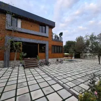 نصب و اجرا لمبه و ترمو نما و پارکت چوبی و PVC