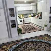 کنار فرش بسیار زیبا|فرش|بیستون, |دیوار