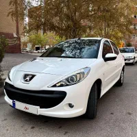 پژو207iمدل1401 فرمان برقی