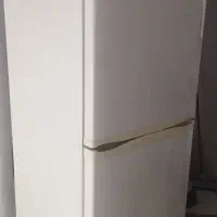 یخچال فریزر سالم خیلی تمیز