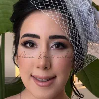 میکاپ و شنیون عروس/همراهی/نامزدی/فرمالیته