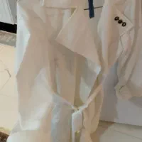 تعدای لباس در حد نو|لباس|گل تپه, |دیوار