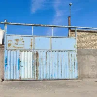 گاراژ چهادیواری قلعه صدری سالن دار