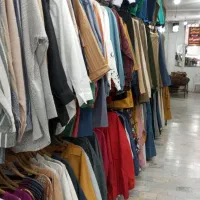 پوشاک زنانه بصورت یکجا زیر قیمت بفروش میرسد