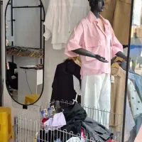 فروش تجهیزات و وسایل کامل بوتیک به دلیل مهاجرت