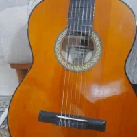گیتار یاماها c40