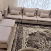 مبل راحتی و میز ناهارخوری