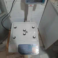 ترازو ۱۵۰۰۰ پلاس محک ۵۰ کیلویی|فروشگاه و مغازه|رباط‌کریم, شترخوار|دیوار