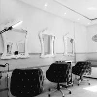 کلیه وسایل کامل سالن  زیبایی بفروش میرسد|آرایشگاه و سالن‌های زیبایی|سنندج, |دیوار