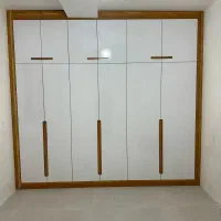 الان کابینت و کمددیواری بزن اسفند تسویه کن