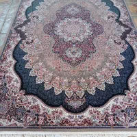 فرش 700 شانه ماشینی دستباف گونه 6 متری