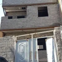 ساختمان دوطبقه نیمه کاره
